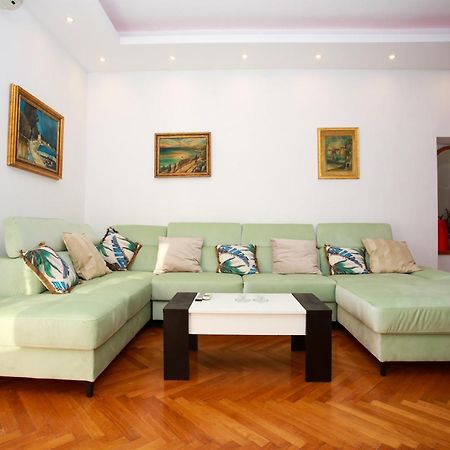 Villa Lisette Crikvenica Exteriör bild